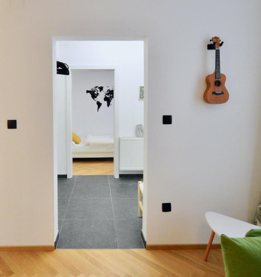 Апартаменты Modern Flat With Parking Space Вена Экстерьер фото