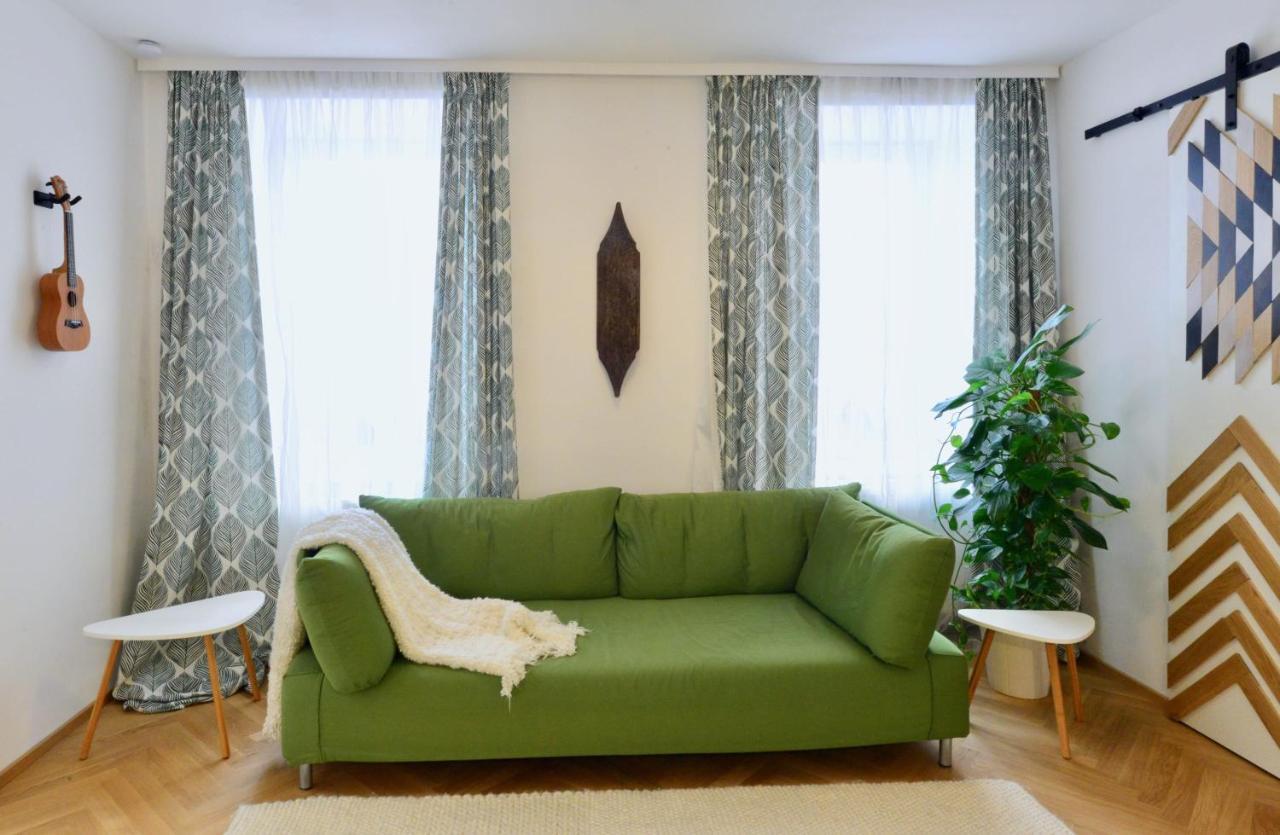Апартаменты Modern Flat With Parking Space Вена Экстерьер фото