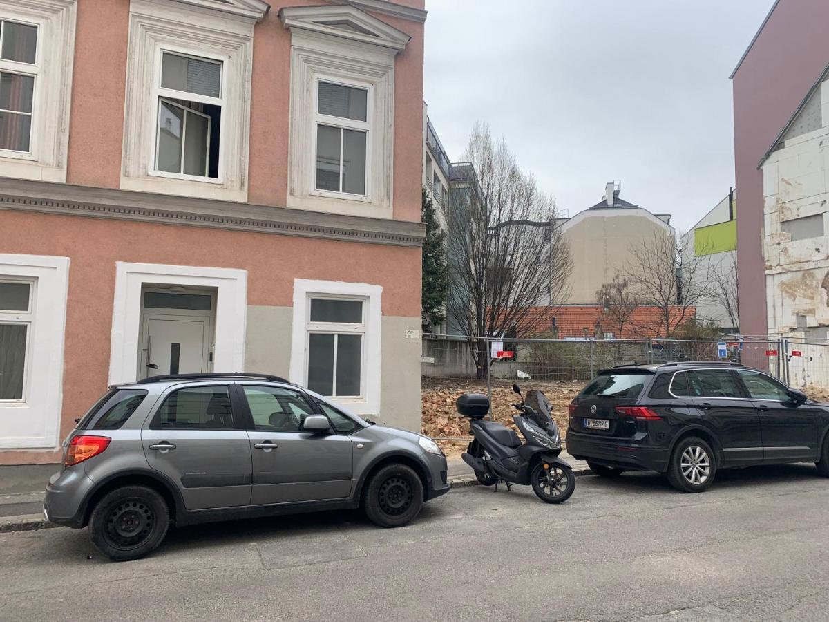 Апартаменты Modern Flat With Parking Space Вена Экстерьер фото